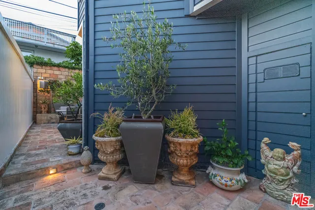 $3,995,000 | 133 Ocean Park Boulevard, Santa Monica, CA 90405