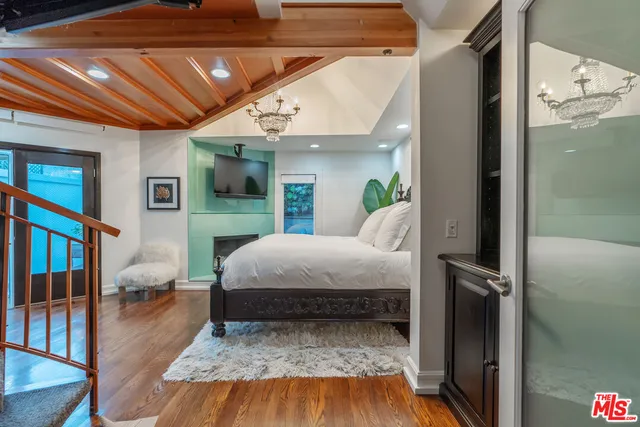 $3,995,000 | 133 Ocean Park Boulevard, Santa Monica, CA 90405