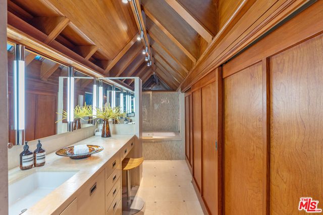 $3,995,000 | 133 Ocean Park Boulevard, Santa Monica, CA 90405