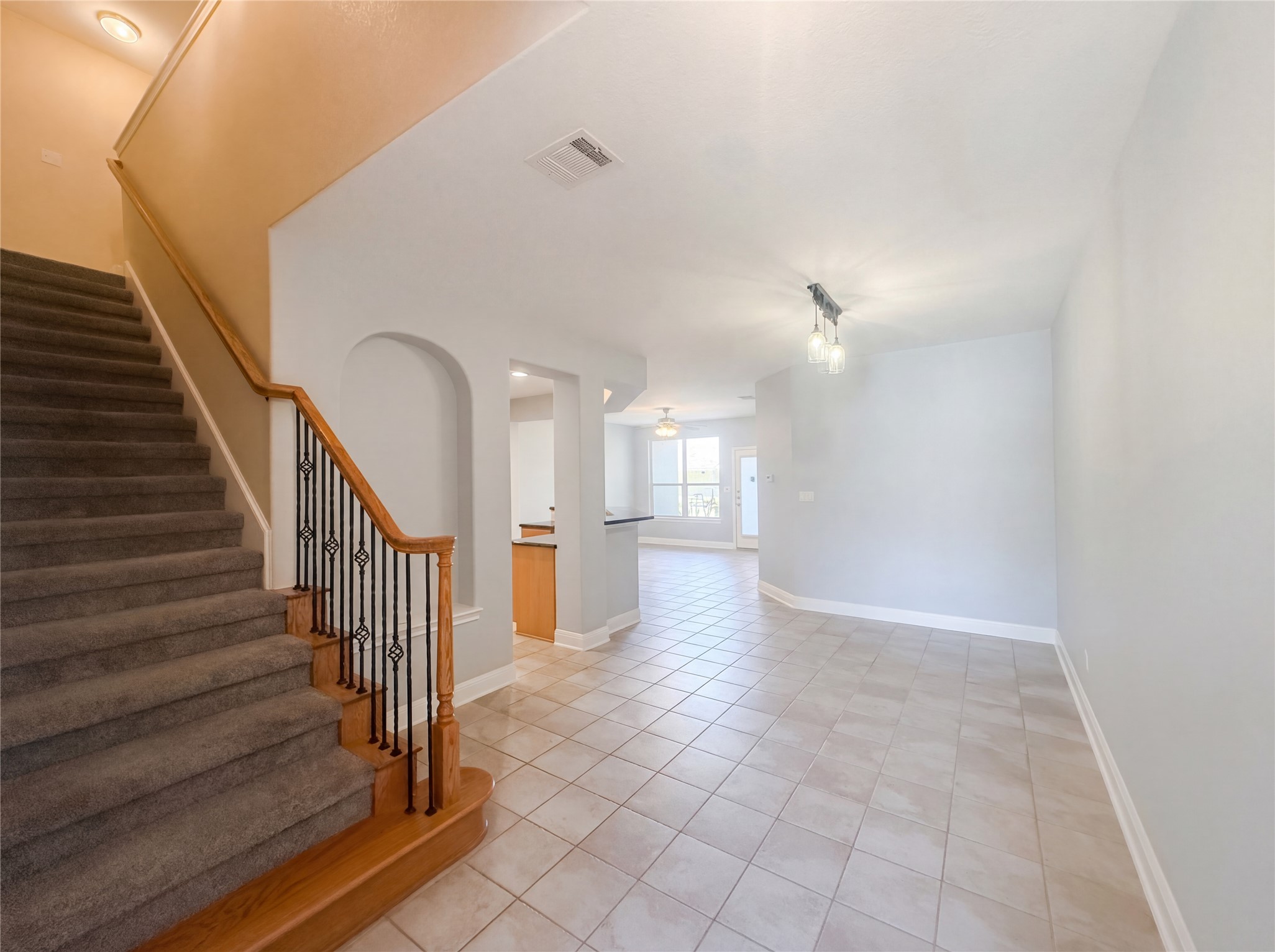 104 Perpetuation Drive Austin, TX 78734 - Photo 3 of 29