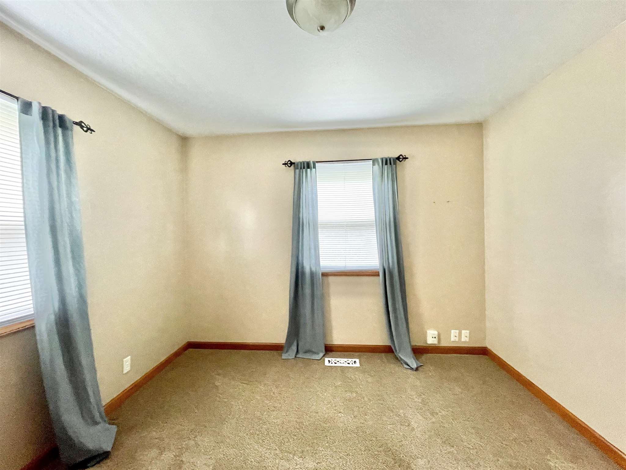 1806 West Kem Road Marion, IN 46952 - Photo 19 of 31 Gallery Image 19