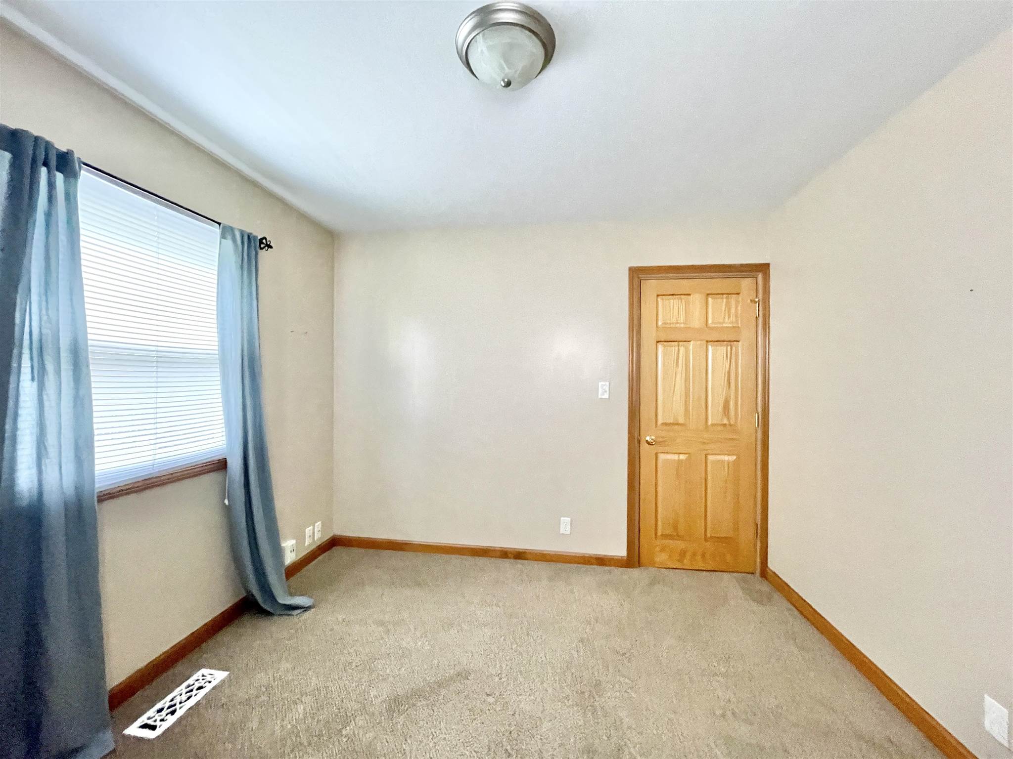 1806 West Kem Road Marion, IN 46952 - Photo 20 of 31 Gallery Image 20