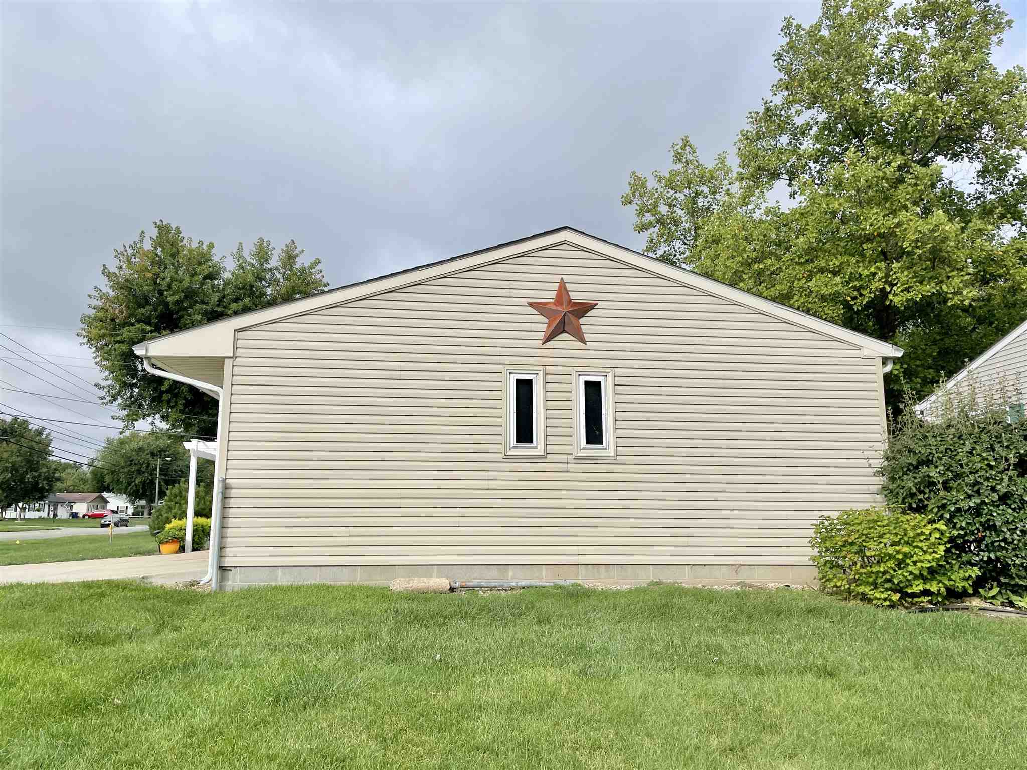 1806 West Kem Road Marion, IN 46952 - Photo 26 of 31 Gallery Image 26