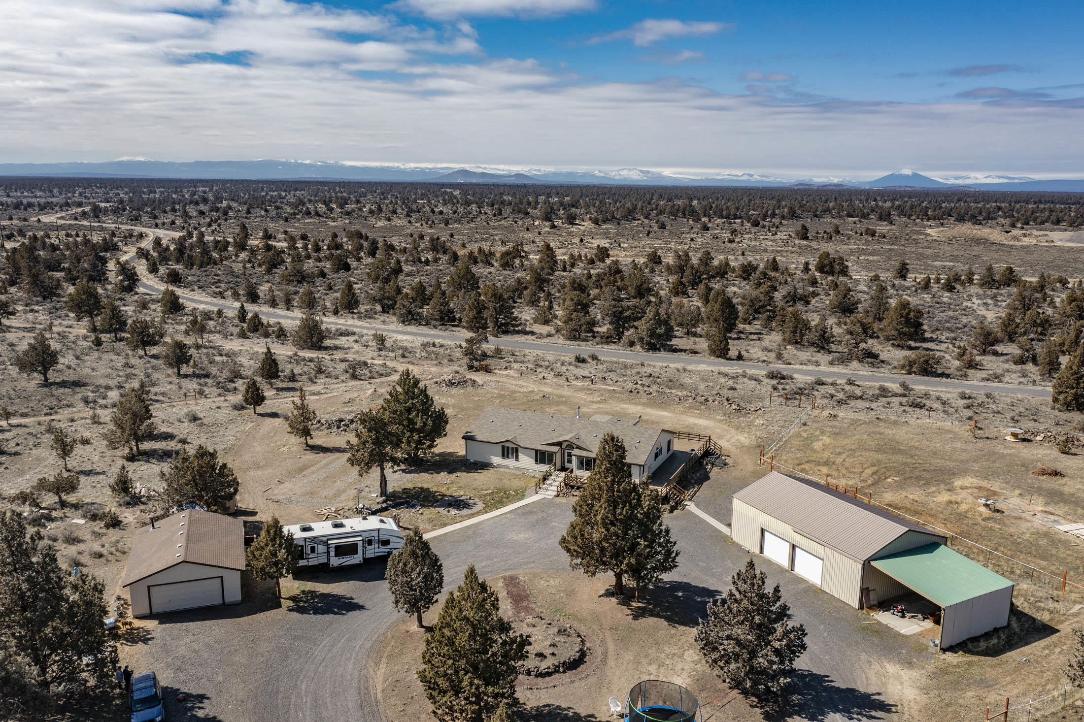 1177 Southwest Bent Loop Powell Butte, OR 97753 - Photo 40 of 46 39