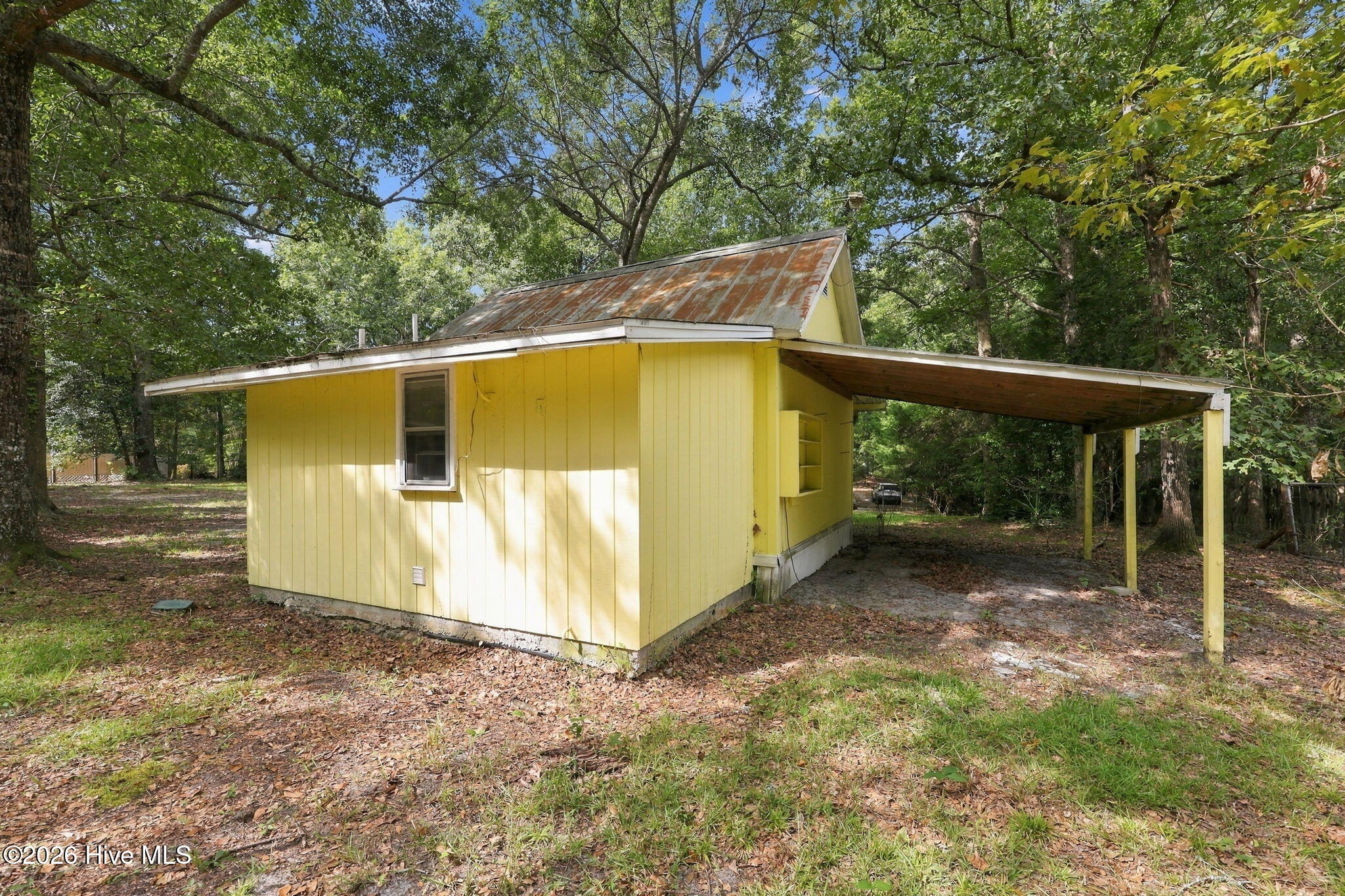 684 West Firetower Road Swansboro, NC 28584 - Photo 6 of 35 13-web-or-mls-684 W Firetower 013