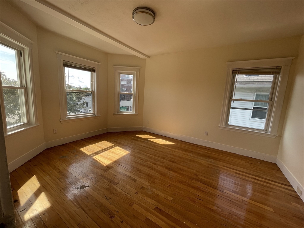 18 Billings Road, Unit 2 Quincy, MA 02171 - Photo 9 of 10