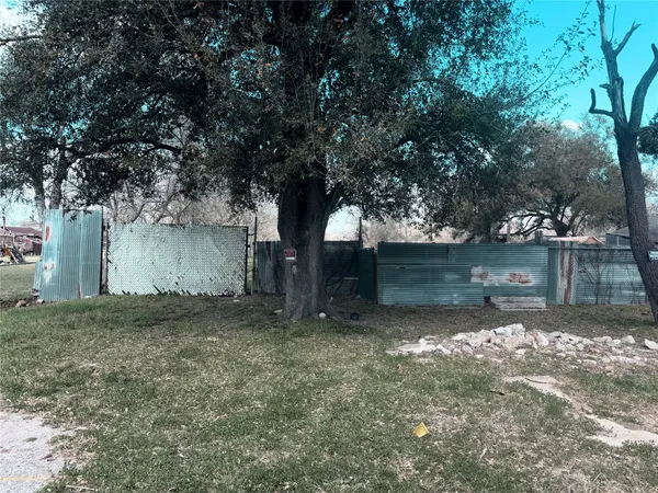 $424,900 | 5227 Pine Avenue, Pasadena, TX 77503