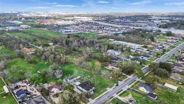 $424,900 | 5227 Pine Avenue, Pasadena, TX 77503