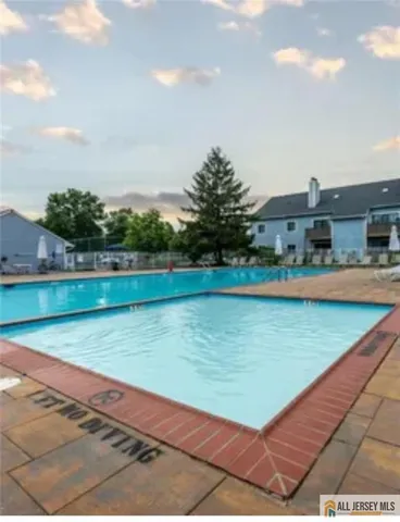 a view of an outdoor space