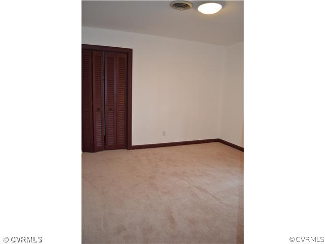 8600 Graves Road Petersburg, VA 23803 - Photo 18 of 21 Gallery Image 18