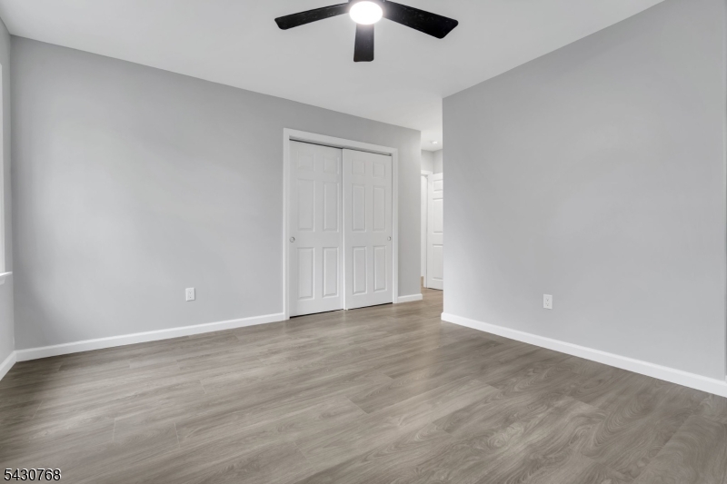 385 Maxim Drive Hopatcong, NJ 07821 - Photo 15 of 50