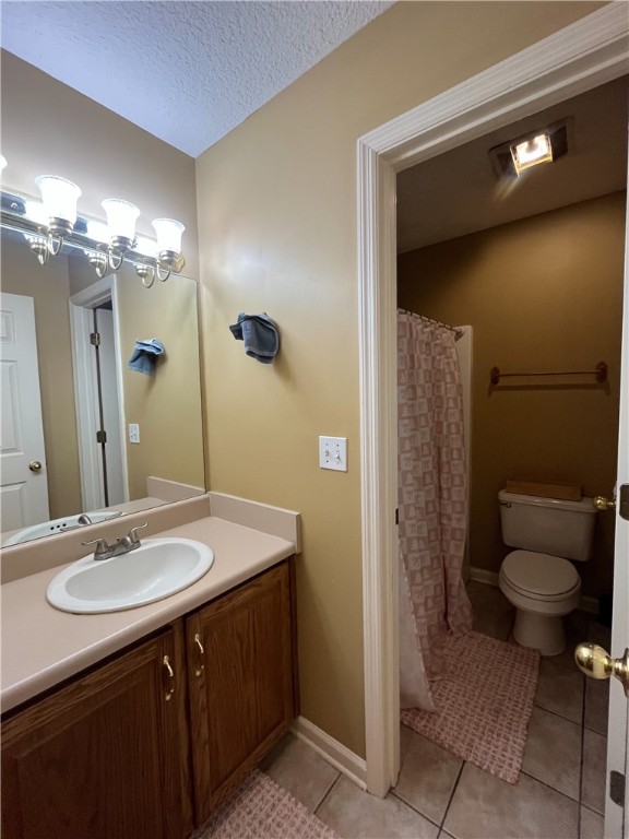 112 Brandenberry Road Brunswick, GA 31523 - Photo 15 of 21 Upstairs Bathroom