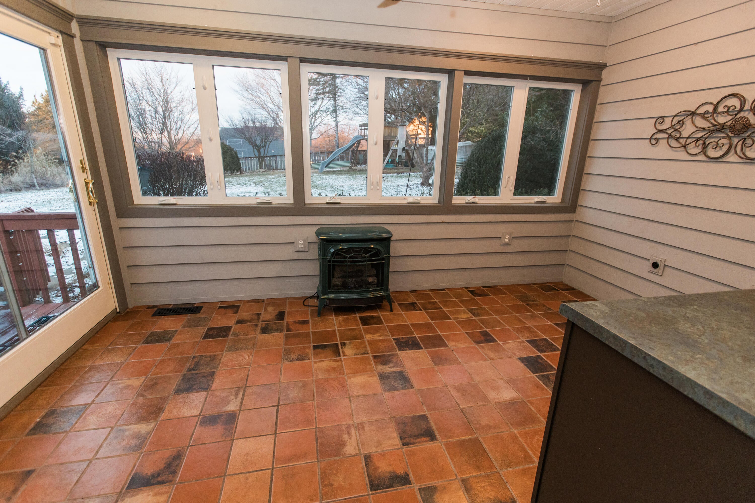 596 Crowfield Cir Road Lewisburg, WV 24901 - Photo 18 of 41 Sunroom, Gas Stove, Heated tile floors, Potting Sink