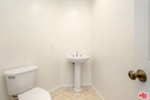 $890,000 | 14233 Yellowstone Lane, Canyon Country, CA 91387