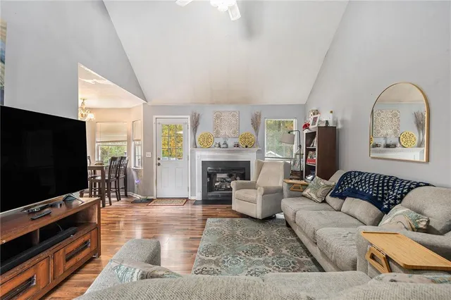 $240,000 | 211 Greystone Drive, Carrollton, GA 30116