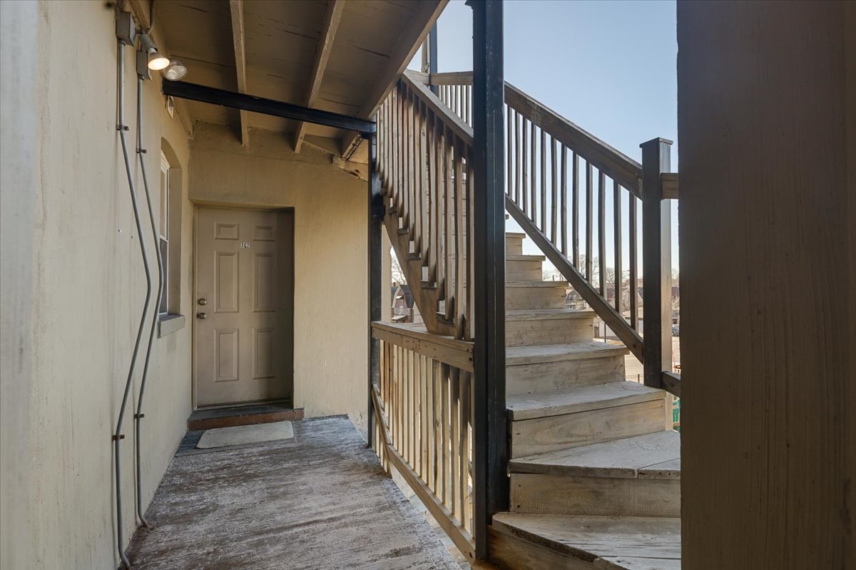 4024 West Division Street, Unit 202 Chicago, IL 60651 - Photo 18 of 39