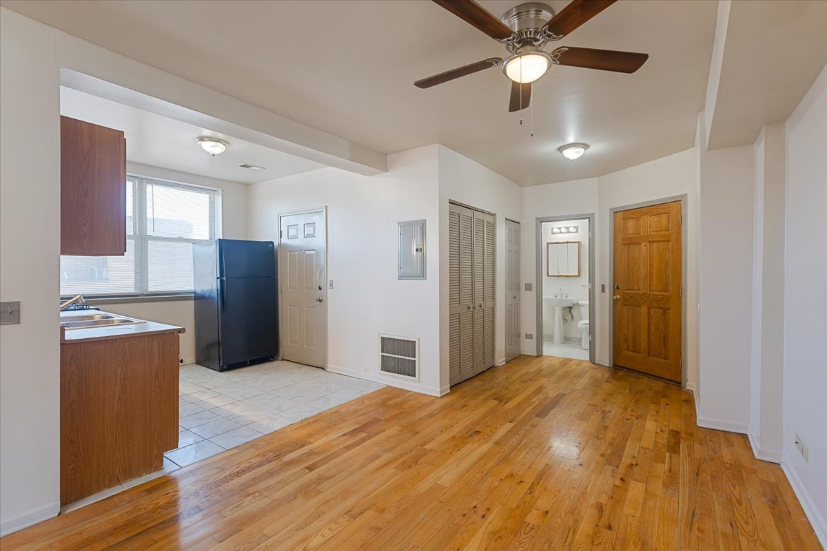 4024 West Division Street, Unit 202 Chicago, IL 60651 - Photo 28 of 39