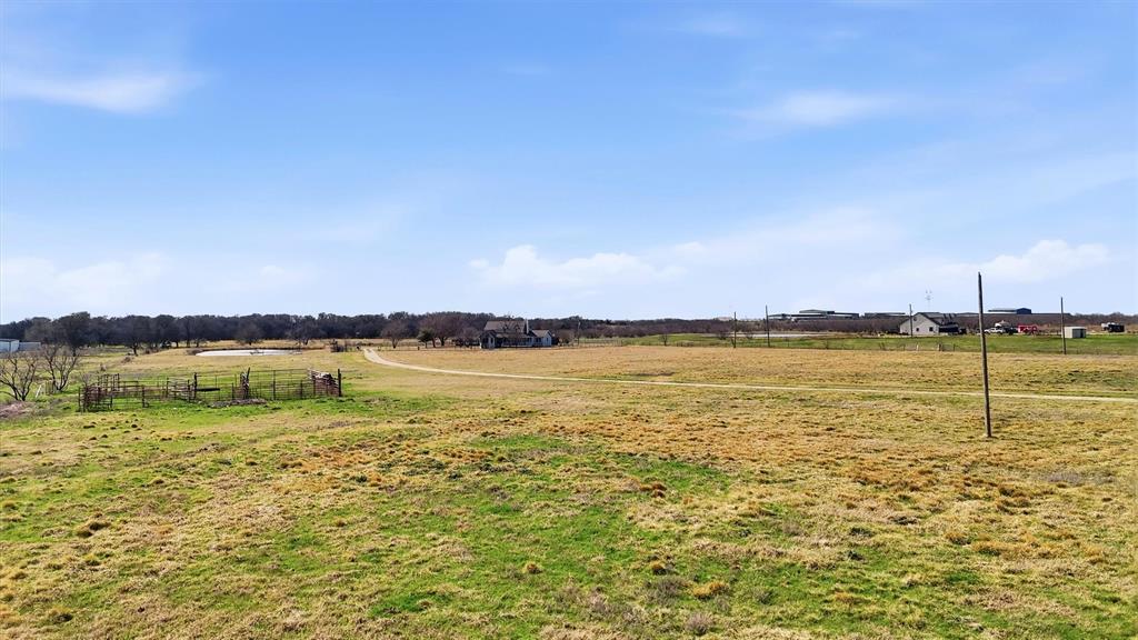 206 Bounds Ranch Road Gunter, TX 75058 - Photo 17 of 29 Gallery Image 17