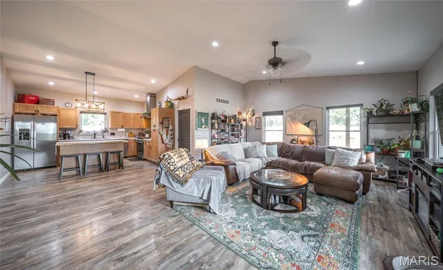 $340,000 | 9324 Martin Cemetery Road, Bourbon, MO 65441