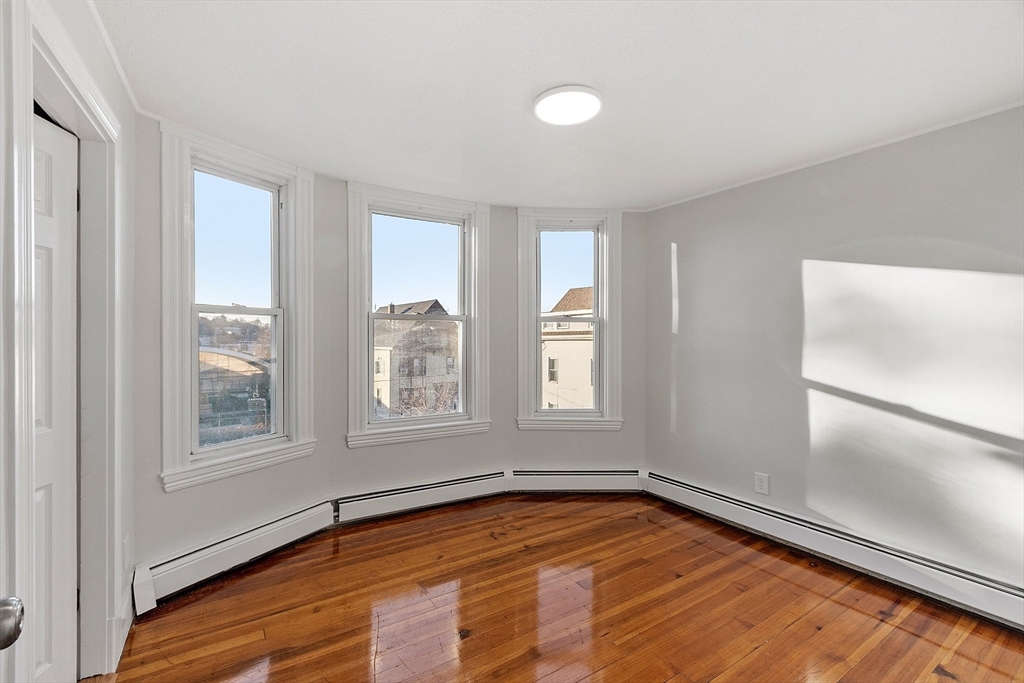 23 Lewis Street Haverhill, MA 01830 - Photo 19 of 33