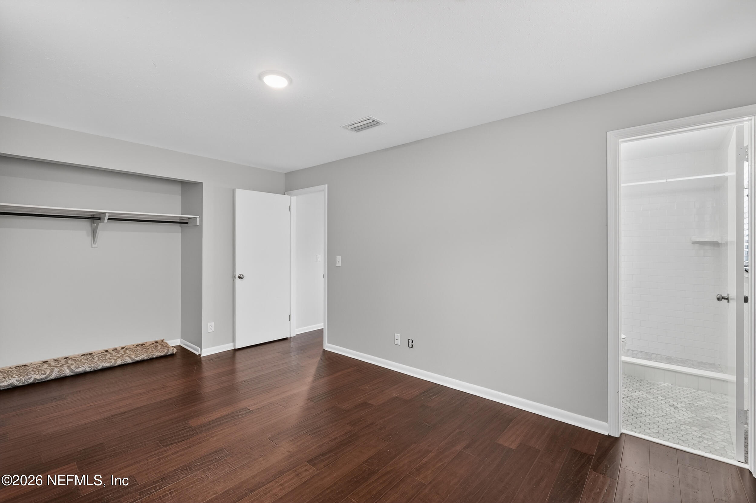 717 Estates Cove Road Jacksonville, FL 32221 - Photo 22 of 37 Owners Suite