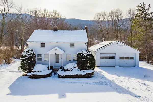 $389,000 | 4991 Highway 313, Arlington, VT 05250