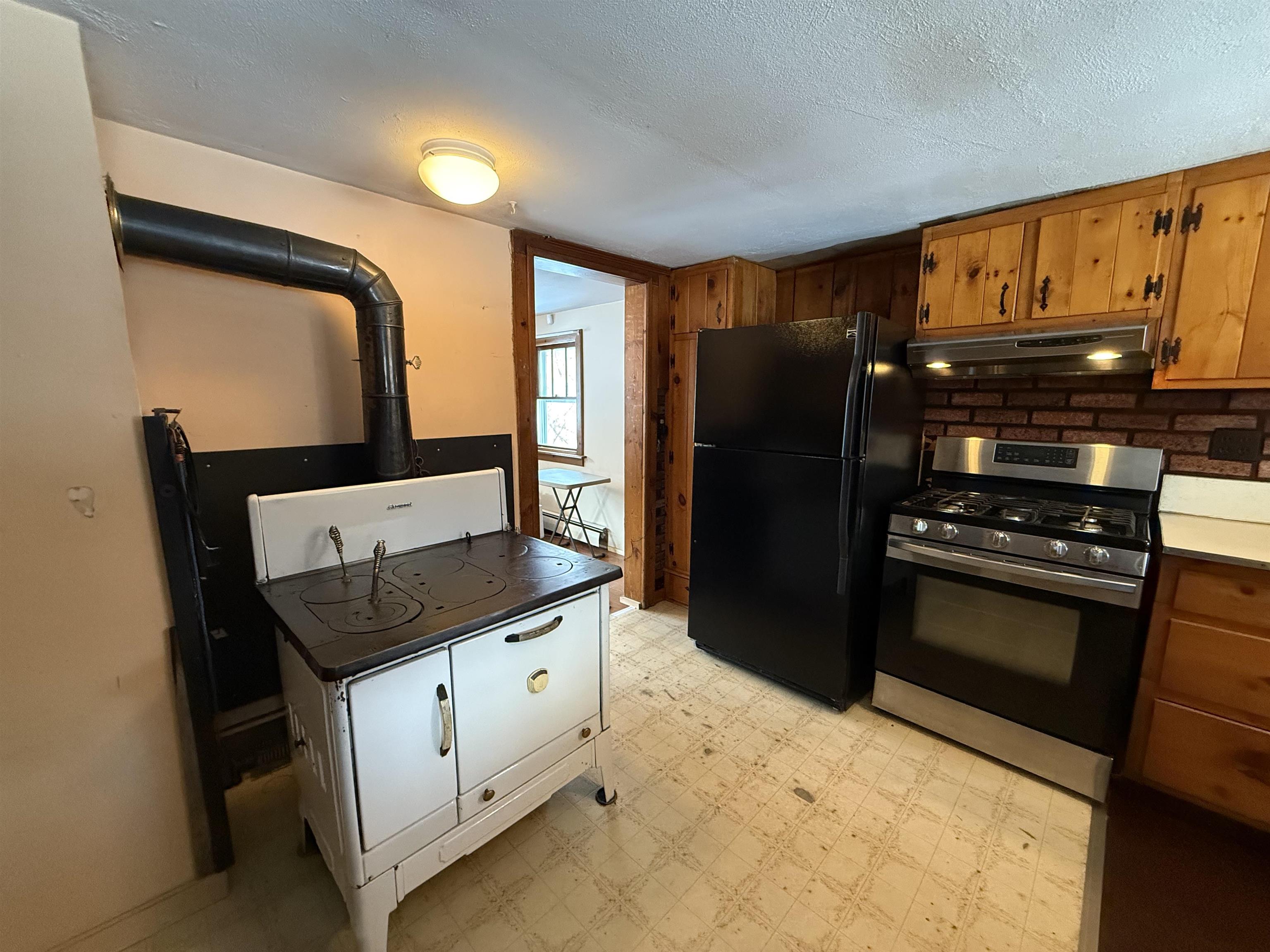 4991 Highway 313 Arlington, VT 05250 - Photo 13 of 41