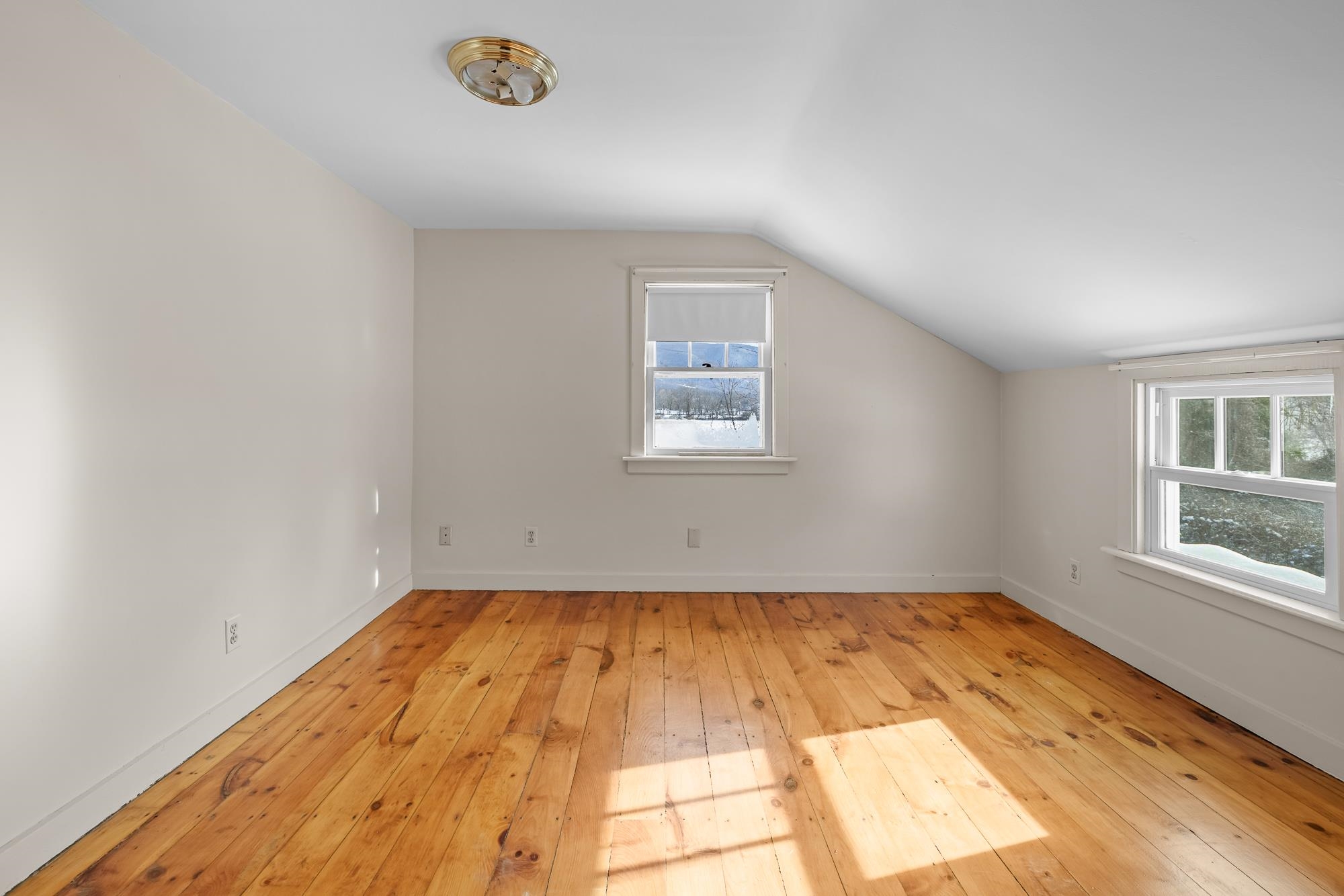 4991 Highway 313 Arlington, VT 05250 - Photo 21 of 41