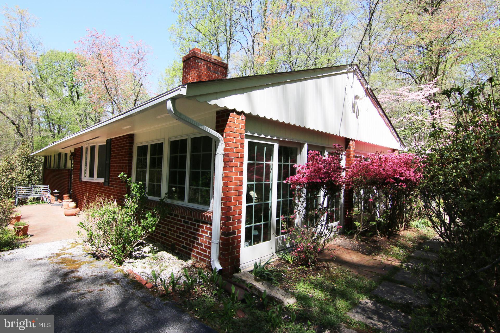 10931 Riverview Road Fort Washington, MD 20744 - Photo 23 of 24 Exterior Right Side View