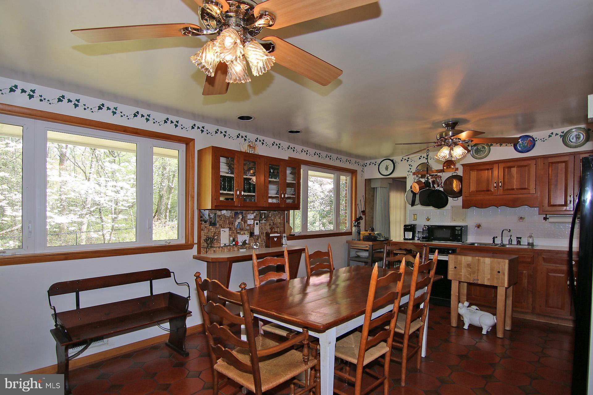 10931 Riverview Road Fort Washington, MD 20744 - Photo 8 of 24 Kitchen