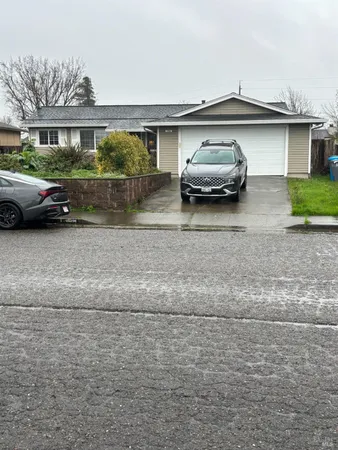 $710,000 | 1280 St Francis Drive, Petaluma, CA 94954