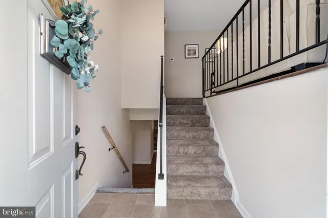 a picture of a building