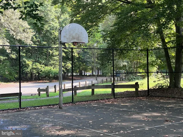 a view of a tennis court