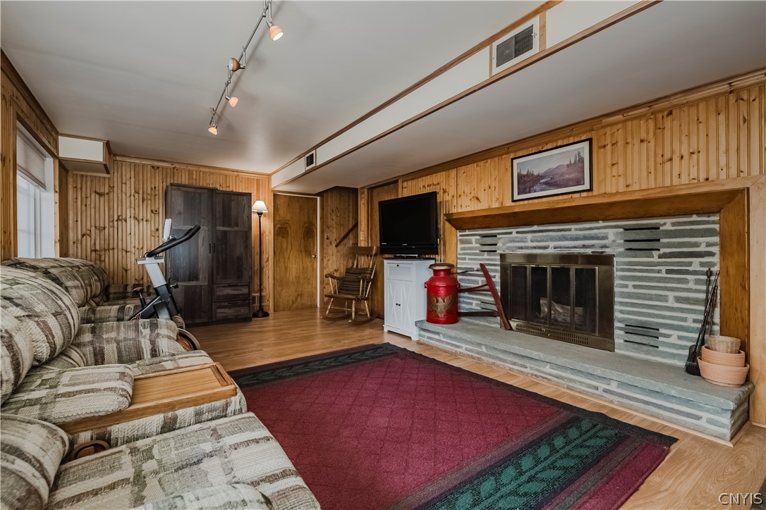 10373 Ridgecrest Road Utica, NY 13502 - Photo 45 of 49
