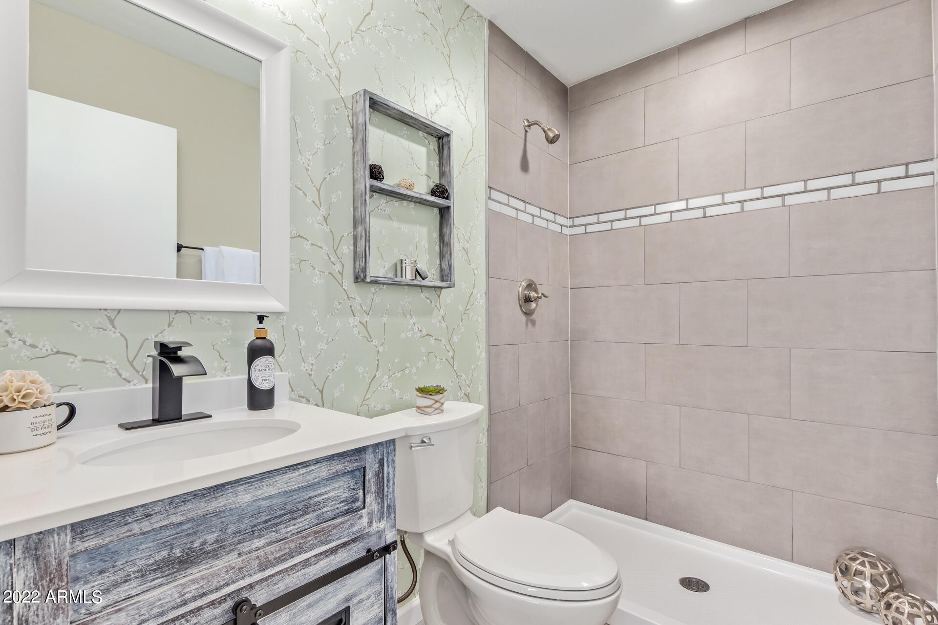 13002 North 28th Place Phoenix, AZ 85032 - Photo 14 of 28 0019-19 - 28th
