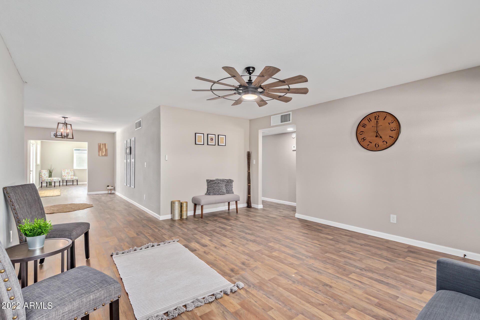 13002 North 28th Place Phoenix, AZ 85032 - Photo 2 of 28 0009-09 - 28th