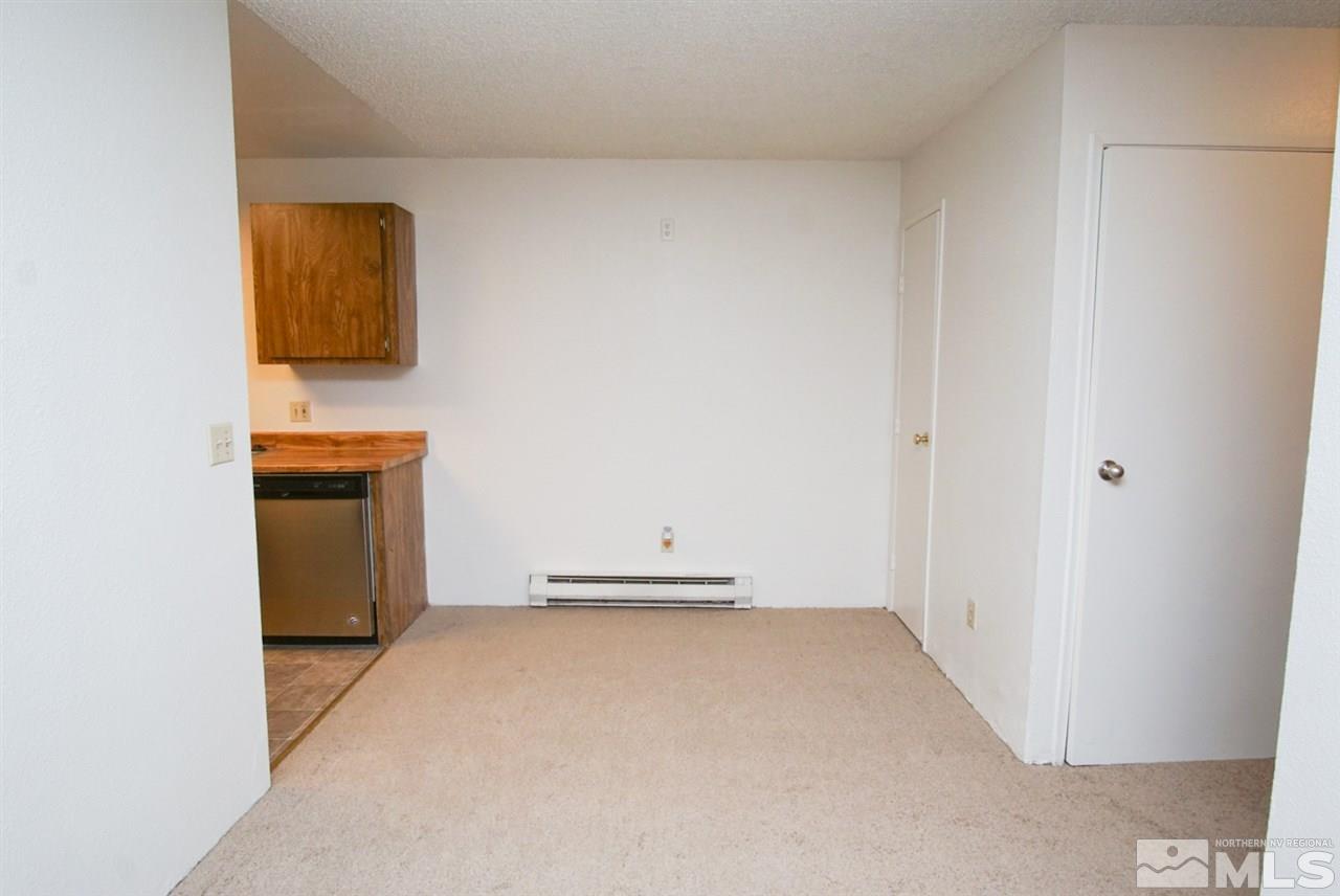 2101 Highview Court, Unit 15 Reno, NV 89512 - Photo 5 of 16 Photo 5