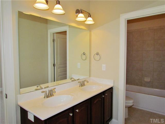 2816 Treasure Lane Raleigh, NC 27614 - Photo 17 of 25 Bathroom