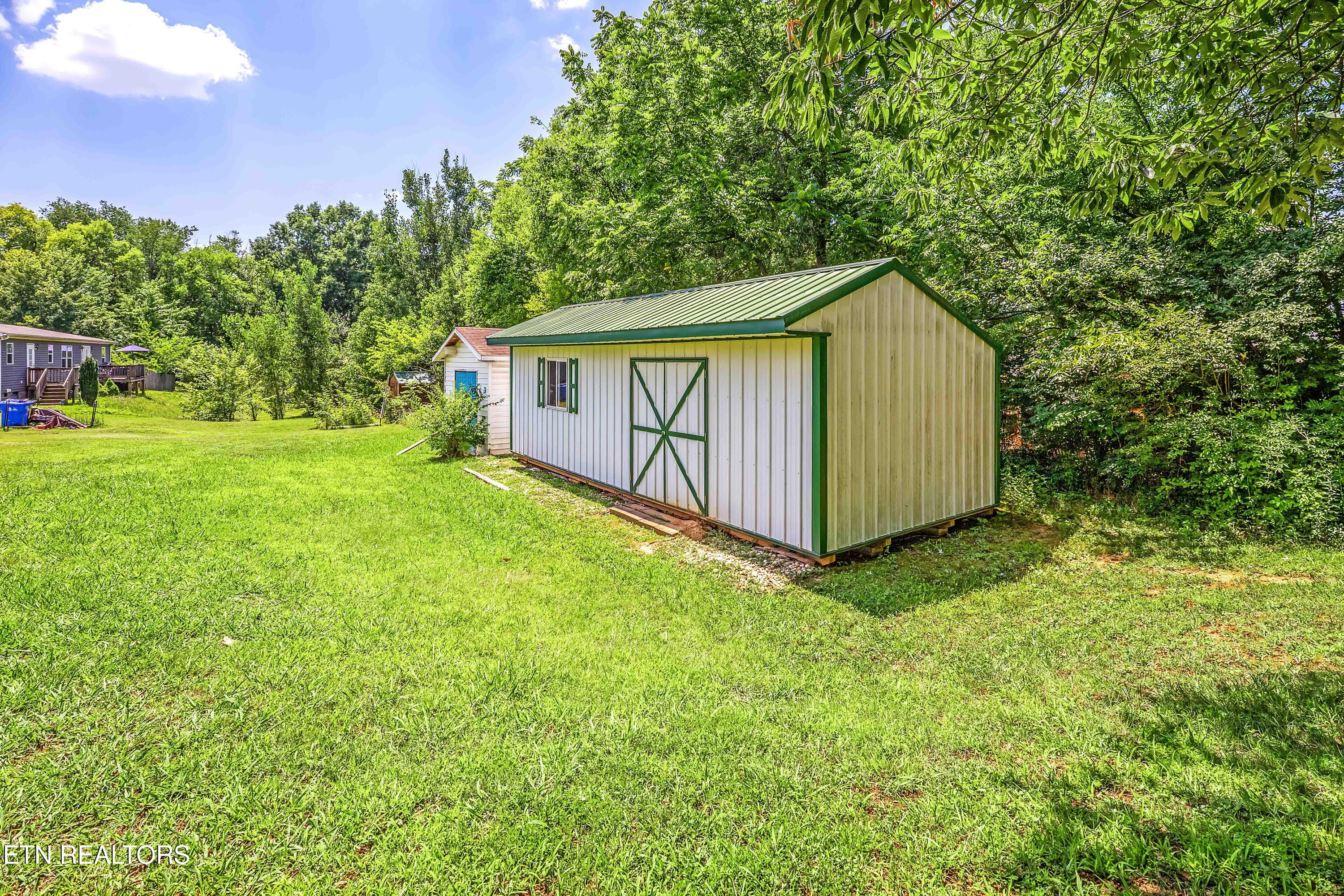 958 West Hunt Road Alcoa, TN 37701 - Photo 42 of 47 2 sheds