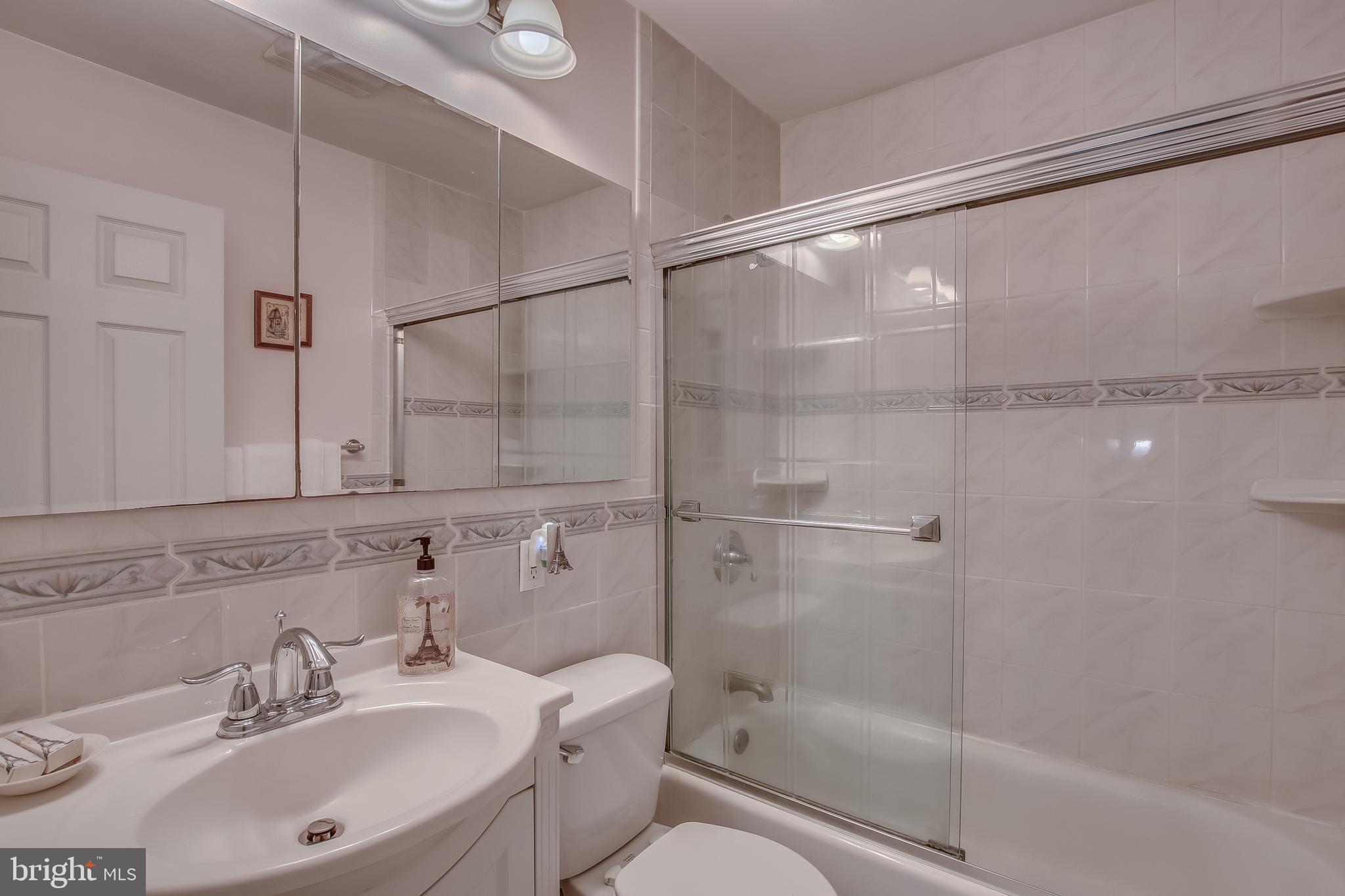 2 Peony Road Levittown, PA 19056 - Photo 22 of 33 Gallery Image 22