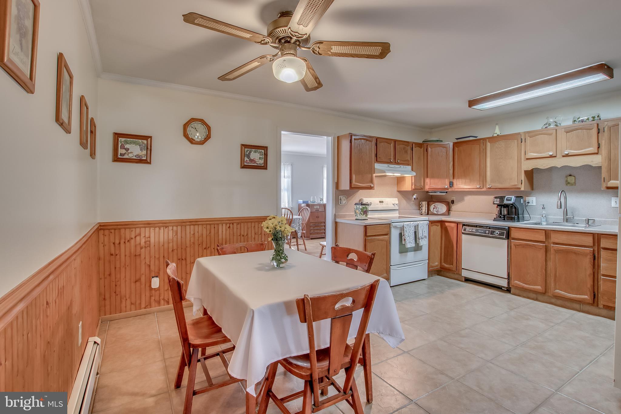 2 Peony Road Levittown, PA 19056 - Photo 8 of 33 Gallery Image 8
