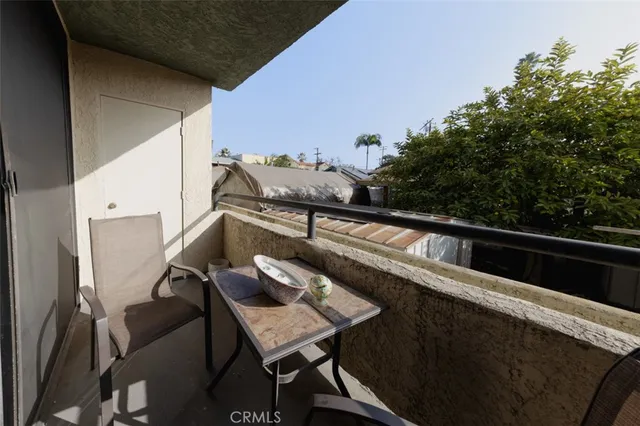 $485,000 | 1237 East 6th Street, Unit 110, Long Beach, CA 90802