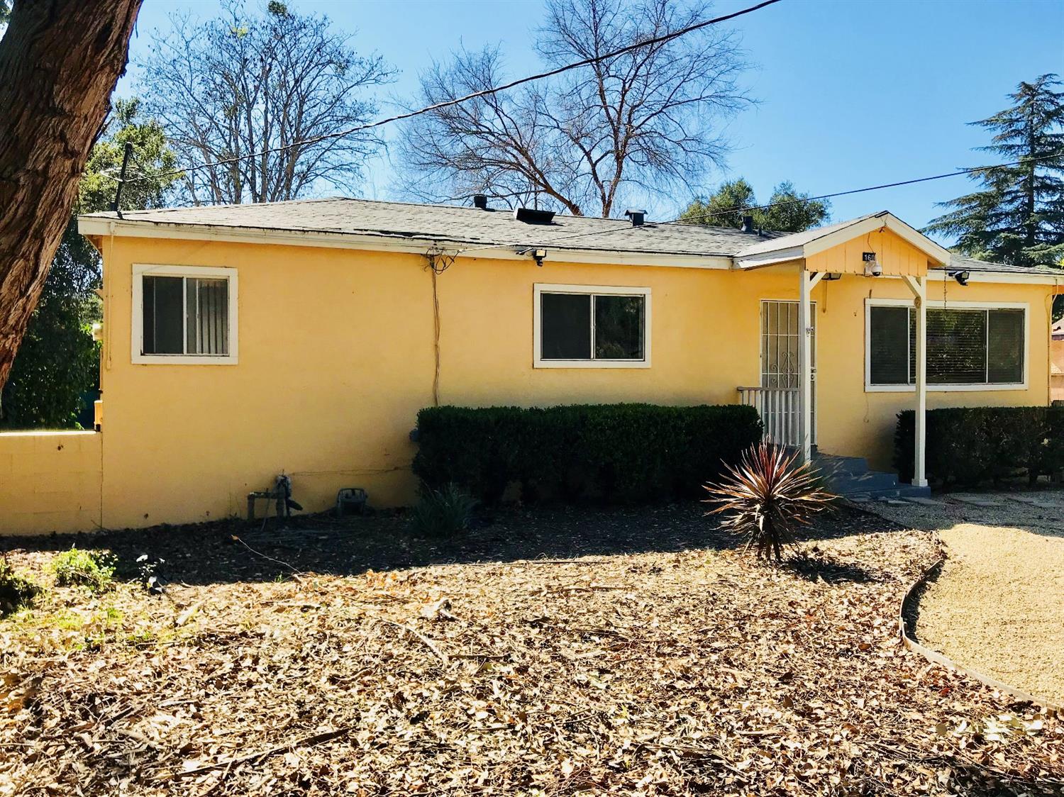 160 Grapevine Road Oak View, CA 93022 - Photo 3 of 35 a front view of a house with a yard
