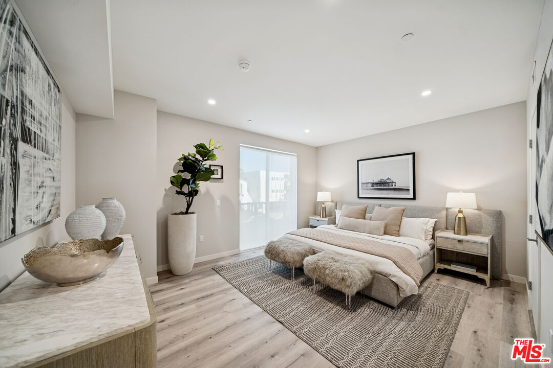 1051 South Corning Street, Unit 204 Los Angeles, CA 90035 - Photo 14 of 40