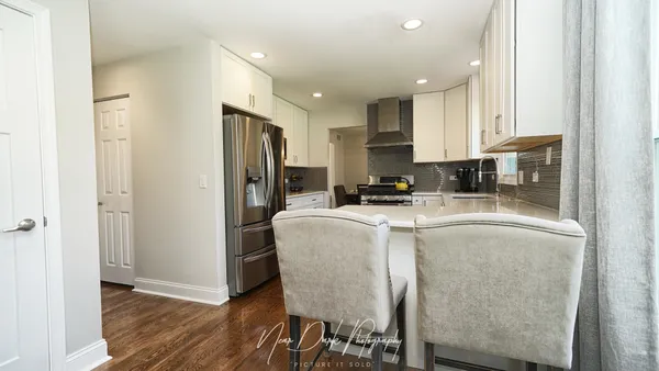 $435,000 | 3240 Midlane Drive, Wadsworth, IL 60083