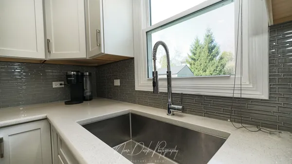 $435,000 | 3240 Midlane Drive, Wadsworth, IL 60083