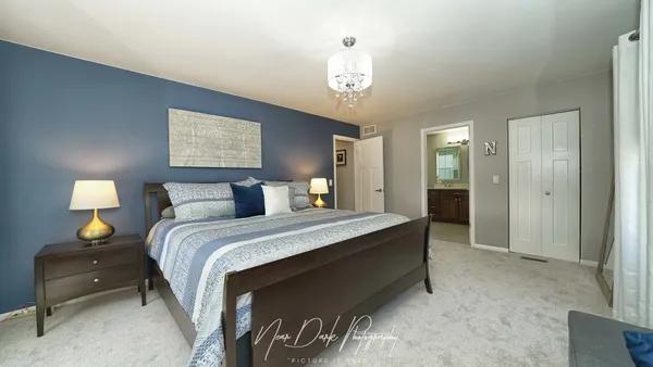 $435,000 | 3240 Midlane Drive, Wadsworth, IL 60083