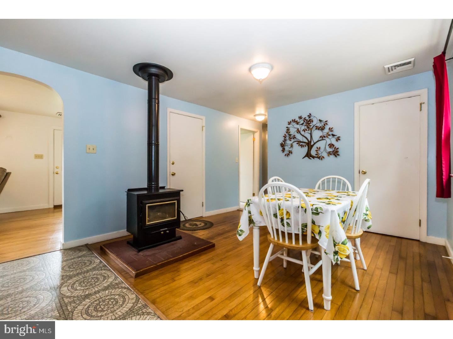1398 Temple Road Pottstown, PA 19465 - Photo 12 of 25 Dining Room