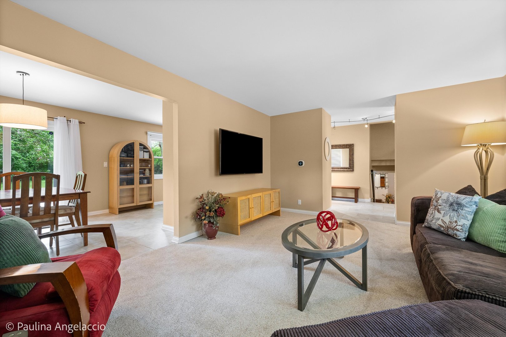 641 Aberdeen Road Cary, IL 60013 - Photo 7 of 34