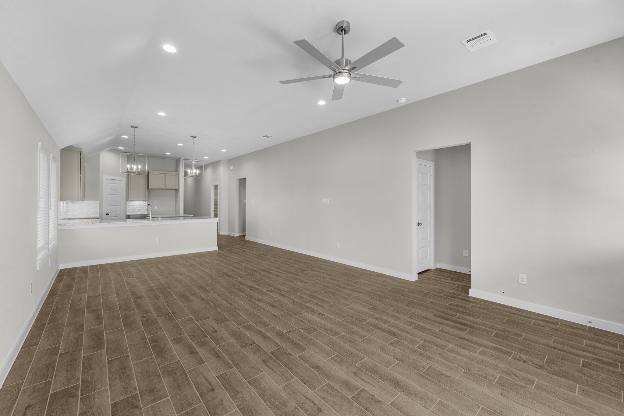 8742 Mallow Rose Way Rosharon, TX 77583 - Photo 7 of 23